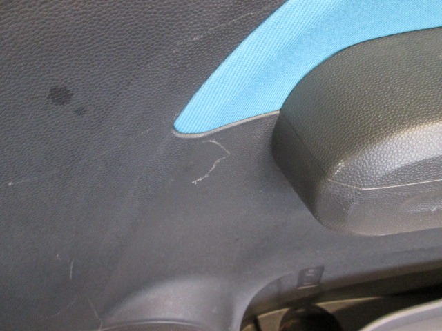 NOTRANJA OBLOGA SPREDNJIH VRAT OEM N. PNADTSZSPLASHEXMV5P ORIGINAL REZERVNI DEL SUZUKI SPLASH EX (03-2008/05-2012)DIESEL LETNIK 2009