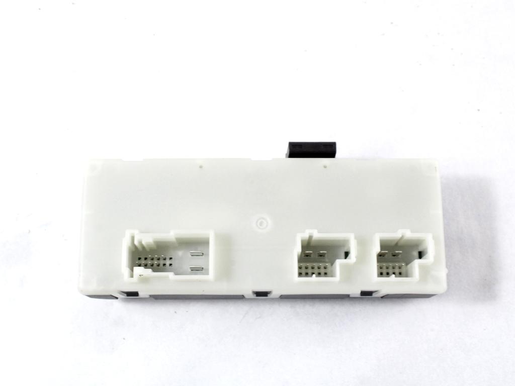 RAZNE KRMILNE ENOTE  OEM N. 61355A19DB2 ORIGINAL REZERVNI DEL BMW SERIE 1 BERLINA F40 (DAL 2019)DIESEL LETNIK 2022