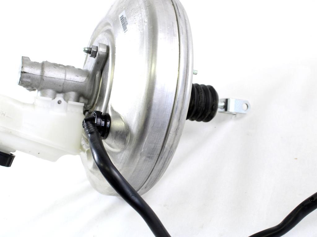 SERVO OJACEVALNIK ZAVOR S PUMPO OEM N. 6872071 ORIGINAL REZERVNI DEL BMW SERIE 1 BERLINA F40 (DAL 2019)DIESEL LETNIK 2022