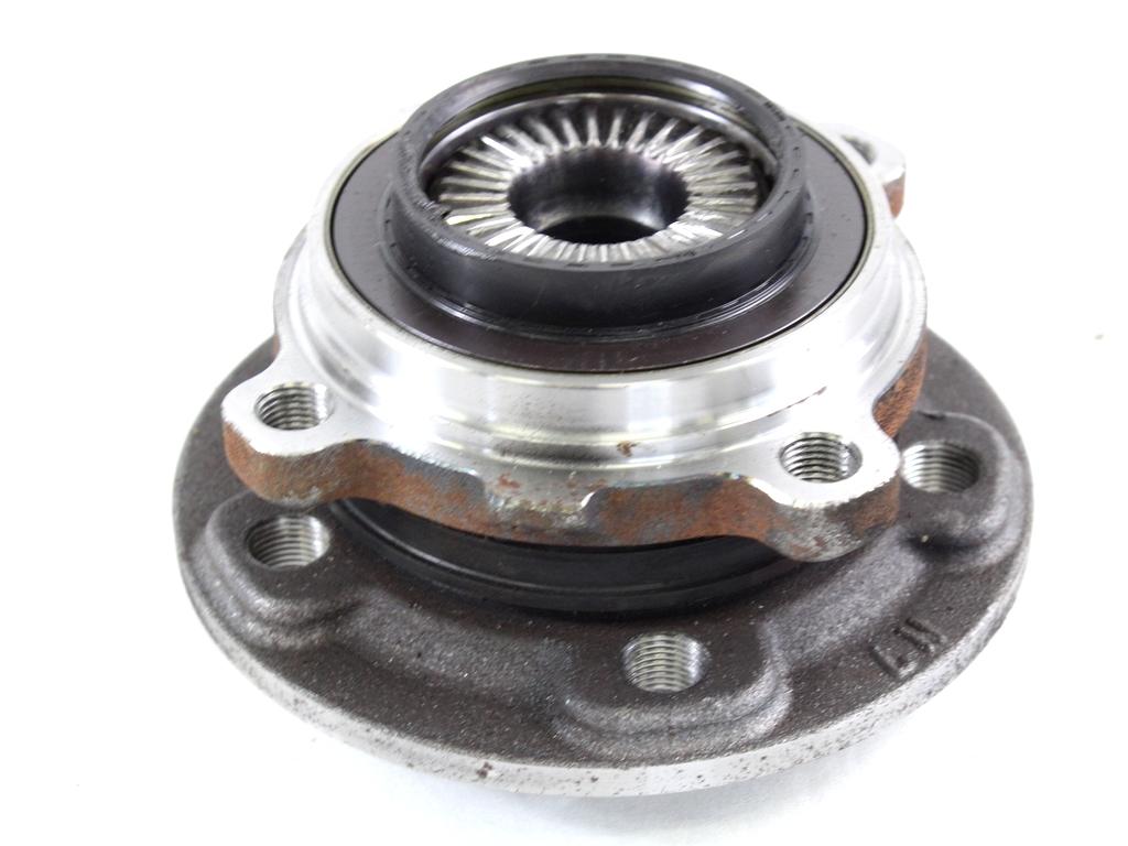 6874443 MOZZO RUOTA ANTERIORE CON CUSCINETTO BMW SERIE 1 118D F40 M SPORT 2.0 D 110KW AUT 5P (2022) RICAMBIO USATO