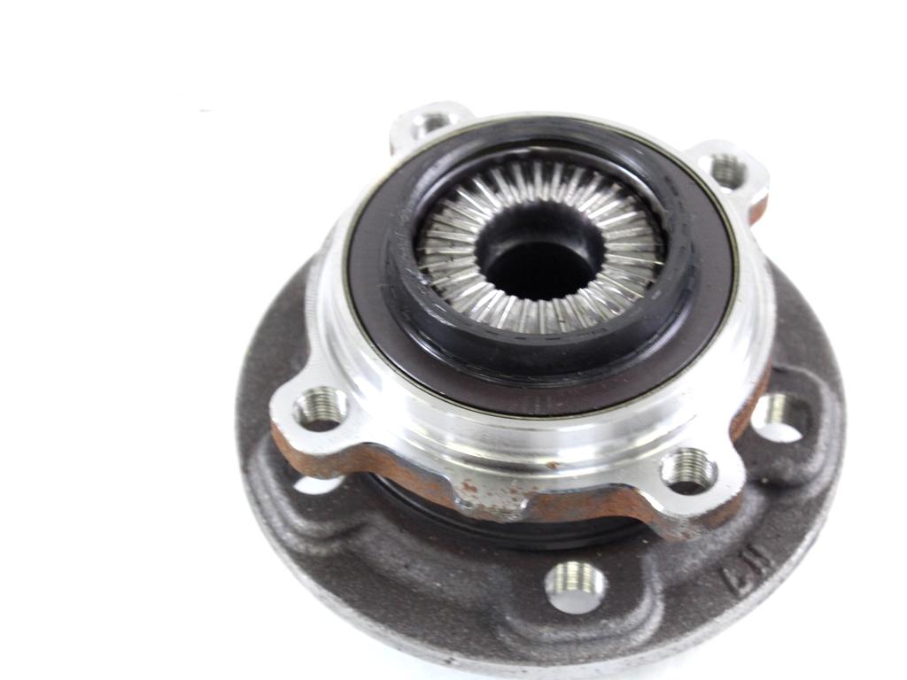 6874443 MOZZO RUOTA ANTERIORE CON CUSCINETTO BMW SERIE 1 118D F40 M SPORT 2.0 D 110KW AUT 5P (2022) RICAMBIO USATO