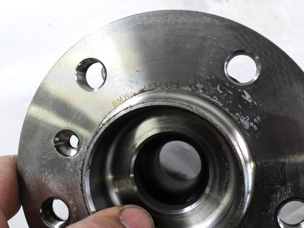 6874443 MOZZO RUOTA ANTERIORE CON CUSCINETTO BMW SERIE 1 118D F40 M SPORT 2.0 D 110KW AUT 5P (2022) RICAMBIO USATO