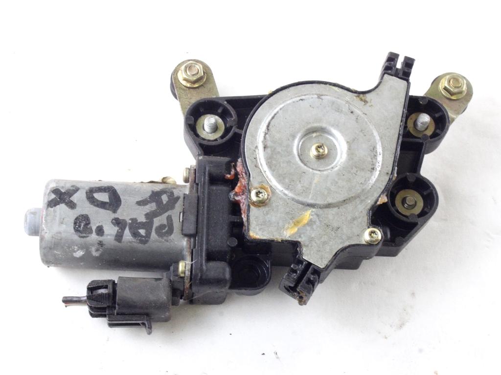 DVIZNI MEHANIZEM SPREDNIH STEKEL  OEM N. 16144 MOTORINO ALZACRISTALLO PORTA ANTERIORE ORIGINAL REZERVNI DEL FIAT PALIO 178 BER/SW (1997 - 2003) BENZINA LETNIK 2001