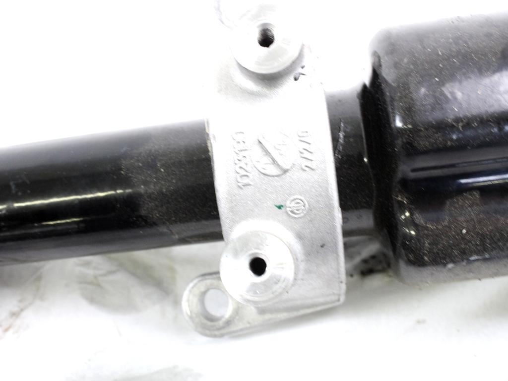 OS SKLOPKE POGONSKA GRED OEM N. 1023190 ORIGINAL REZERVNI DEL BMW SERIE 1 BERLINA F40 (DAL 2019)DIESEL LETNIK 2022