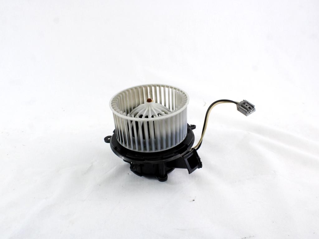 VENTILATOR  KABINE  OEM N. 13276230 ORIGINAL REZERVNI DEL OPEL ASTRA J P10 5P/3P/SW (2010 - 2015) DIESEL LETNIK 2011