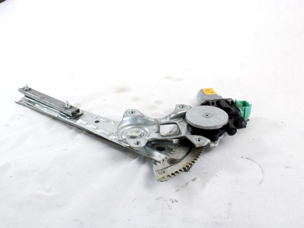 MEHANIZEM DVIGA ZADNJIH STEKEL  OEM N. 100721 SISTEMA ALZACRISTALLO PORTA POSTERIORE ELET ORIGINAL REZERVNI DEL INFINITI QX70 S51 (2013-2017)DIESEL LETNIK 2015