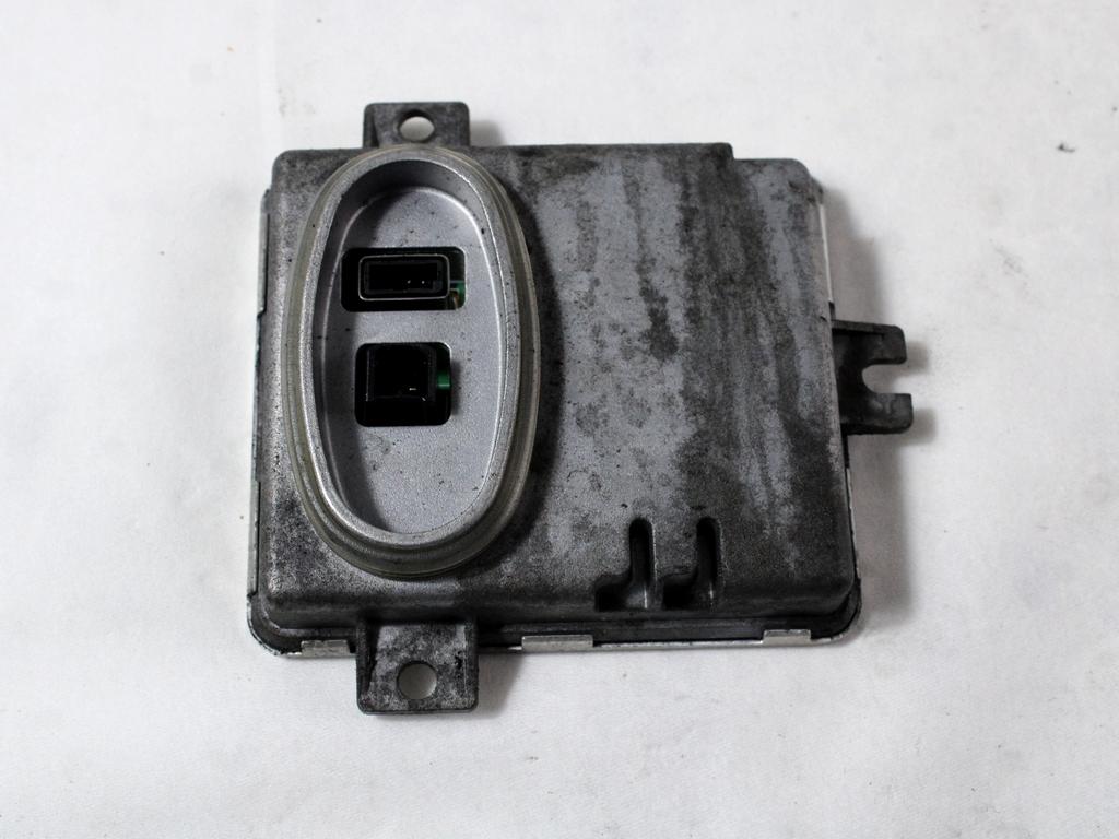 RACUNALNIK KSENONSKIH ZAROMETOV OEM N. 6948180 ORIGINAL REZERVNI DEL BMW SERIE 3 BER/SW/COUPE/CABRIO E90/E91/E92/E93 (2005 -2009) DIESEL LETNIK 2007