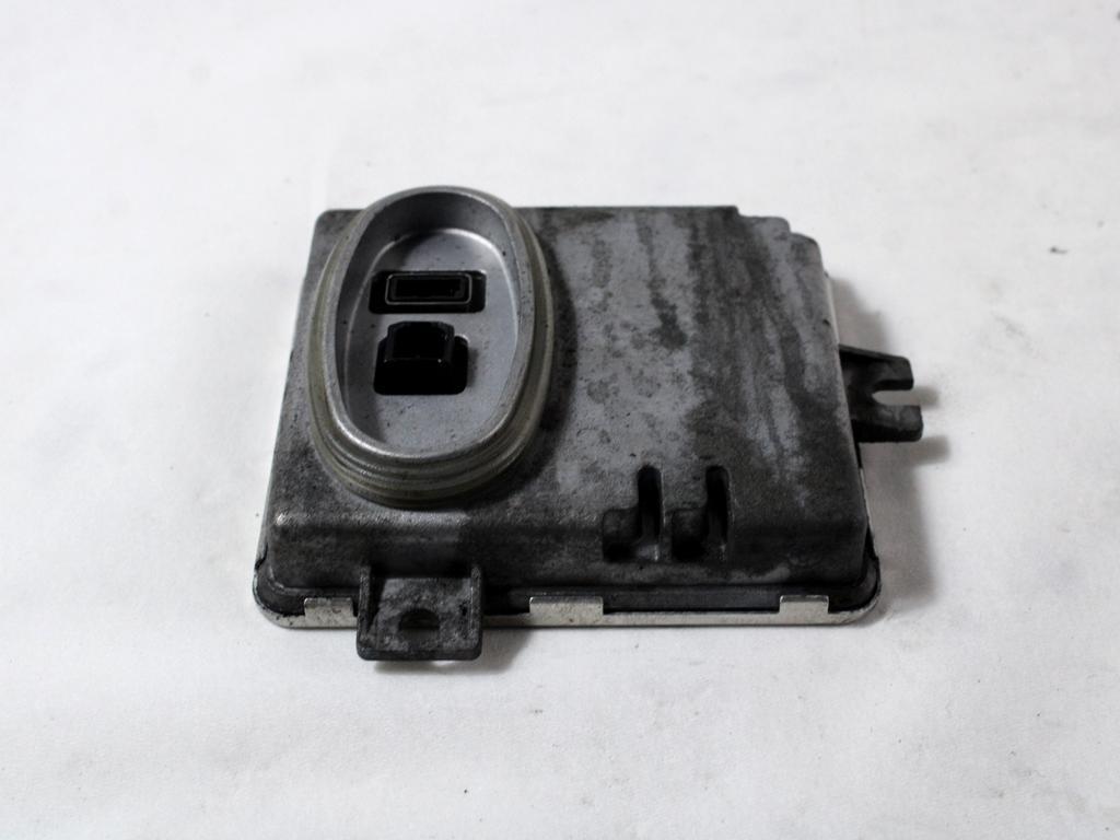 RACUNALNIK KSENONSKIH ZAROMETOV OEM N. 6948180 ORIGINAL REZERVNI DEL BMW SERIE 3 BER/SW/COUPE/CABRIO E90/E91/E92/E93 (2005 -2009) DIESEL LETNIK 2007