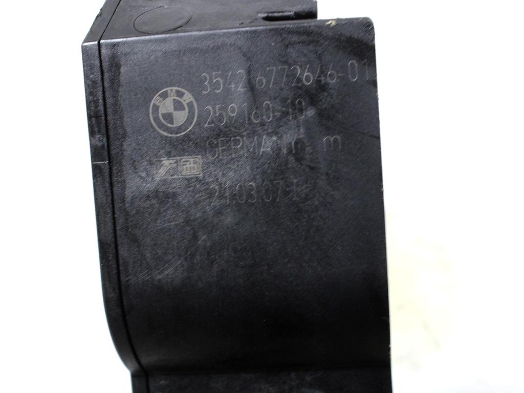 PEDALI OEM N. 35426772646 ORIGINAL REZERVNI DEL BMW SERIE 3 BER/SW/COUPE/CABRIO E90/E91/E92/E93 (2005 -2009) DIESEL LETNIK 2007