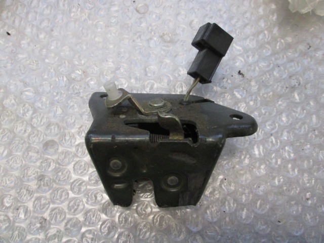 ZAKLEPANJE PRTLJA?NIH VRAT  OEM N. 46525887 ORIGINAL REZERVNI DEL FIAT MAREA 185 BER/SW (1996 - 02/1999) BENZINA LETNIK 1998