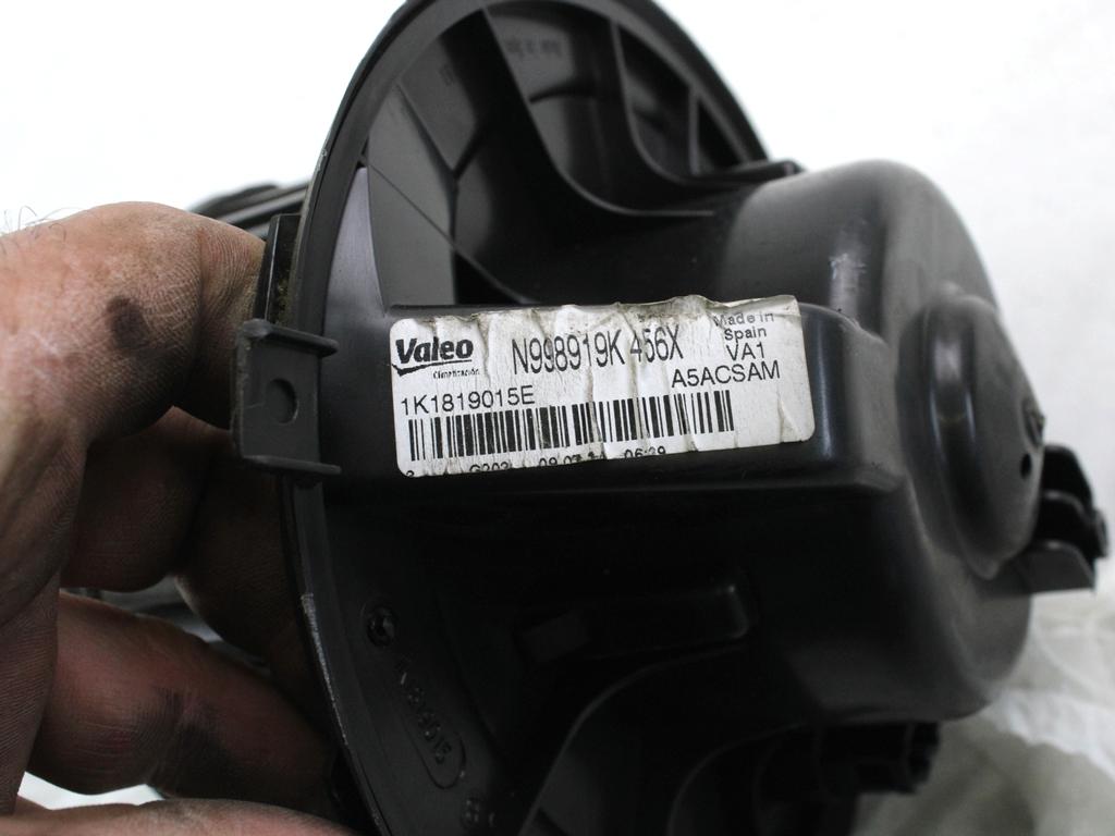 VENTILATOR  KABINE  OEM N. 1K1819015E ORIGINAL REZERVNI DEL AUDI Q3 8U (2011 - 2014)DIESEL LETNIK 2014