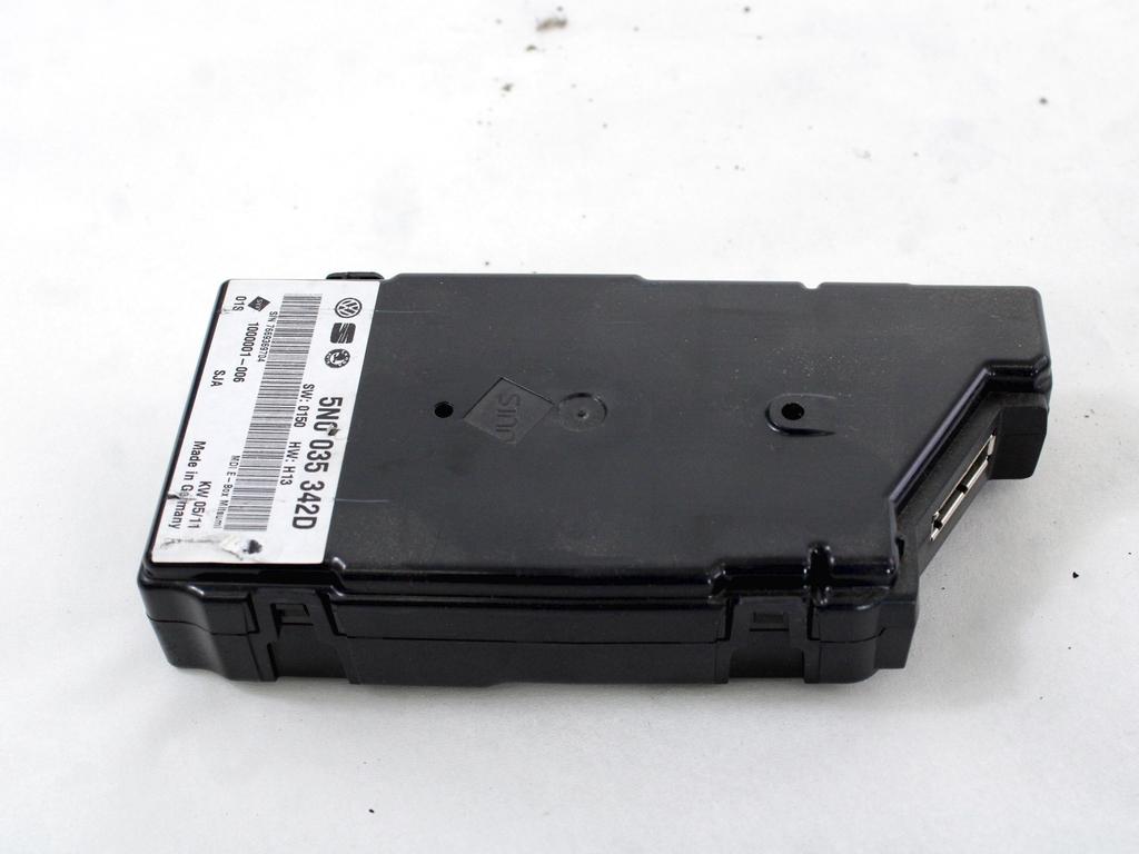 OJACEVALEC AVDIO/RADIO ENOTA  OEM N. 5N0035342D ORIGINAL REZERVNI DEL SEAT LEON 1P1 MK2 (2005 - 2012) DIESEL LETNIK 2011