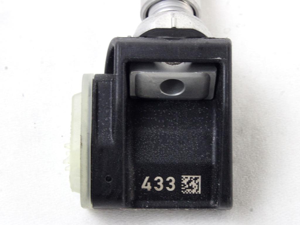 DRUGI SENZORJI OEM N. A0009052102 ORIGINAL REZERVNI DEL MERCEDES CLASSE E W213 R BERLINA/SW/ALL-TERRAIN (DAL 2020)DIESEL LETNIK 2021