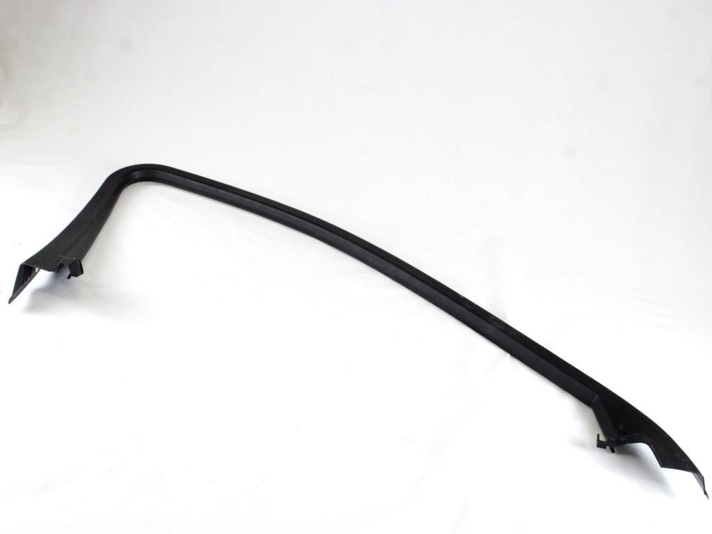 PROFILI BOCNEGA STEKLA  OEM N. 8W0867609 ORIGINAL REZERVNI DEL AUDI A4 B9 R BER/SW/ALLROAD (DAL 2019)DIESEL LETNIK 2019