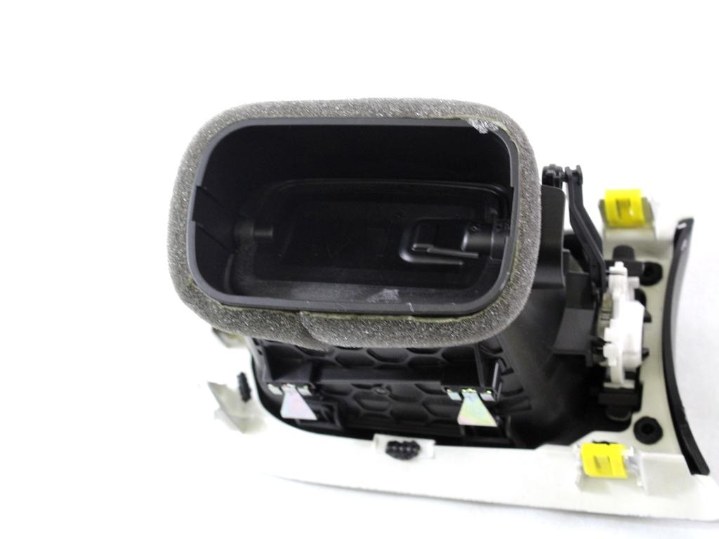 ODVOD ZRAKA OEM N. 98162208ZD ORIGINAL REZERVNI DEL CITROEN C3 SX SY MK3 (DAL 2016) BENZINA LETNIK 2019