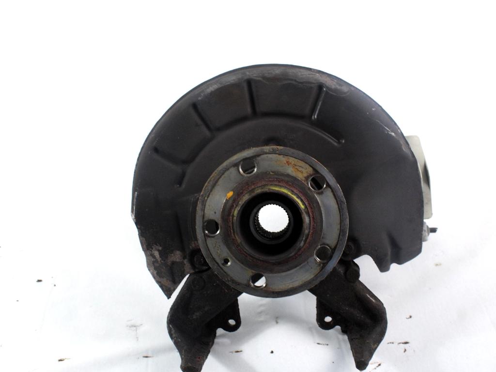 VRTLJIVI LEZAJ DESNO / PESTO KOLESA Z LEZAJEM SPREDAJ OEM N. 6Q0407256AC ORIGINAL REZERVNI DEL SEAT IBIZA 6L1 MK3 (01/2002 - 01/2006) BENZINA LETNIK 2005