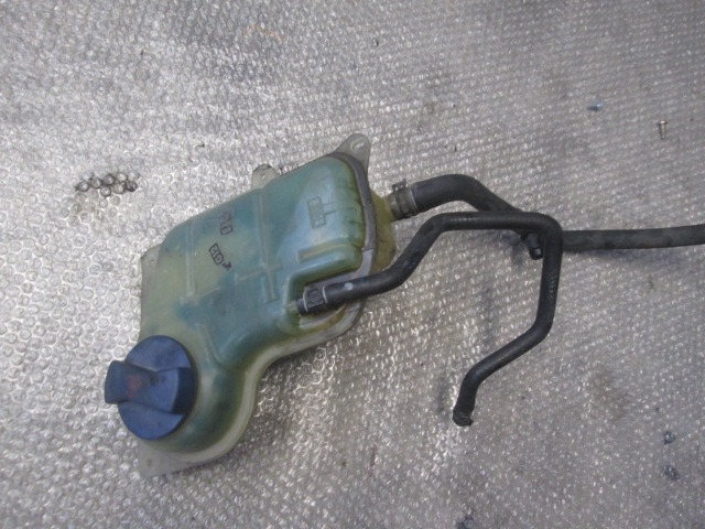 HLADILNA VODA ZA RADIJATORJE OEM N. 8D0121403L ORIGINAL REZERVNI DEL VOLKSWAGEN PASSAT B5.5 3B3 3B6 3BG R BER/SW (11/2000 - 2005) DIESEL LETNIK 2001