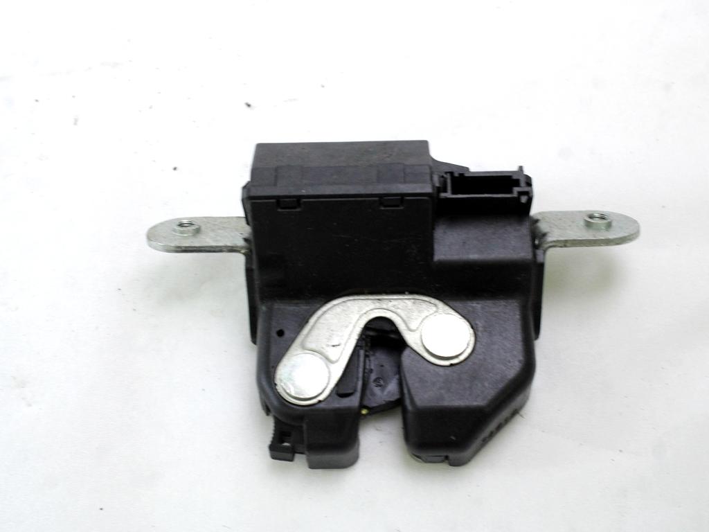 ZAKLEPANJE PRTLJA?NIH VRAT  OEM N. 55701971 ORIGINAL REZERVNI DEL FIAT BRAVO 198 R (2010 - 2014) DIESEL LETNIK 2013