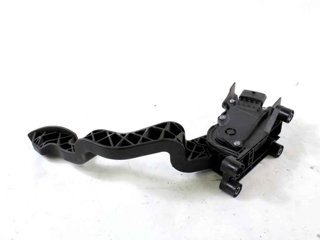 PEDALI OEM N. 51892665 ORIGINAL REZERVNI DEL FIAT BRAVO 198 R (2010 - 2014) DIESEL LETNIK 2013