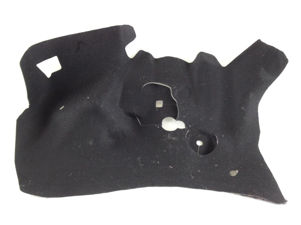 ZASCITA PODVOZJA  OEM N. 670038084 ORIGINAL REZERVNI DEL MASERATI GHIBLI M157 R (DAL 2013)BENZINA LETNIK 2021