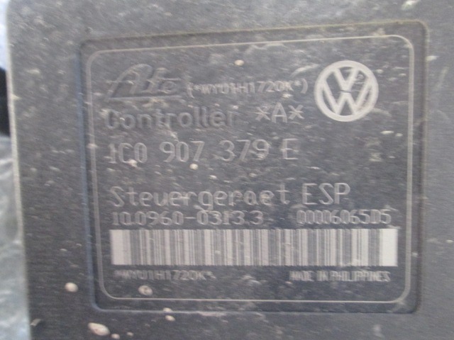 ABS AGREGAT S PUMPO OEM N. 1J068517A ORIGINAL REZERVNI DEL VOLKSWAGEN NEW BEETLE 9C1 1C1 1Y7 (1999 - 2006) DIESEL LETNIK 2002