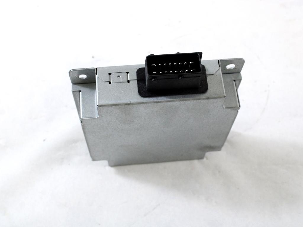 KRMILNA ENOTA RADIJSKE ENOTE OEM N. 51833517 ORIGINAL REZERVNI DEL FIAT PUNTO EVO 199 (2009 - 2012)  BENZINA LETNIK 2011