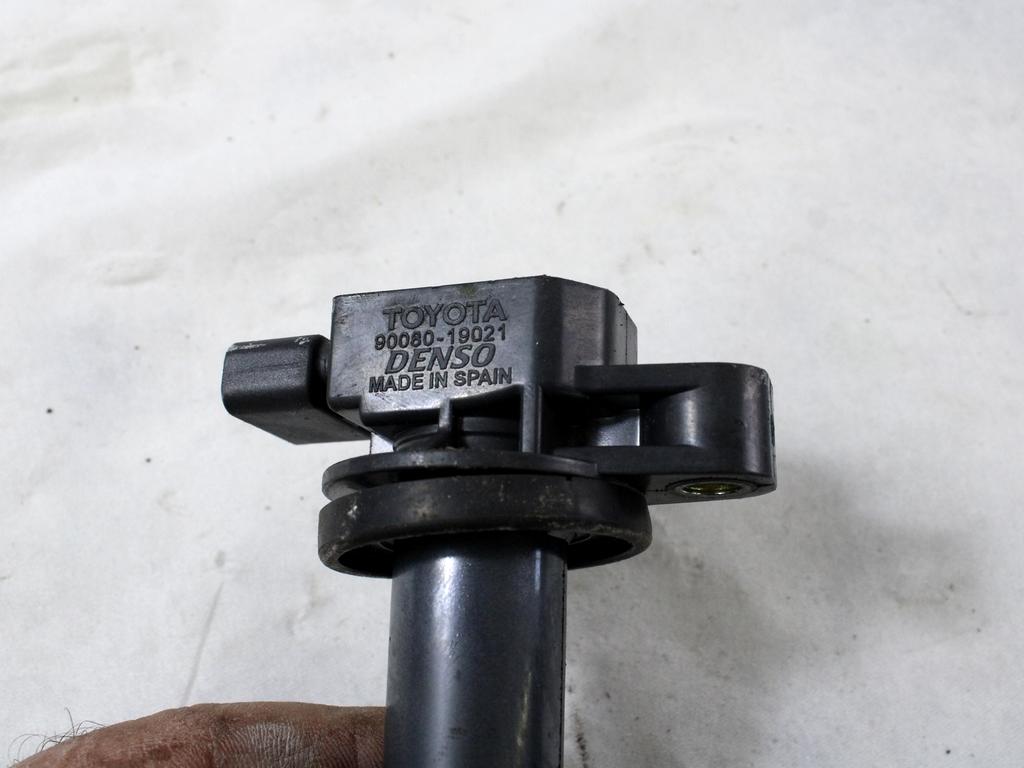 VZIGALNE TULJAVE OEM N. 90080-19021 ORIGINAL REZERVNI DEL TOYOTA YARIS P9 MK2 (01/2006 - 2009) BENZINA LETNIK 2008