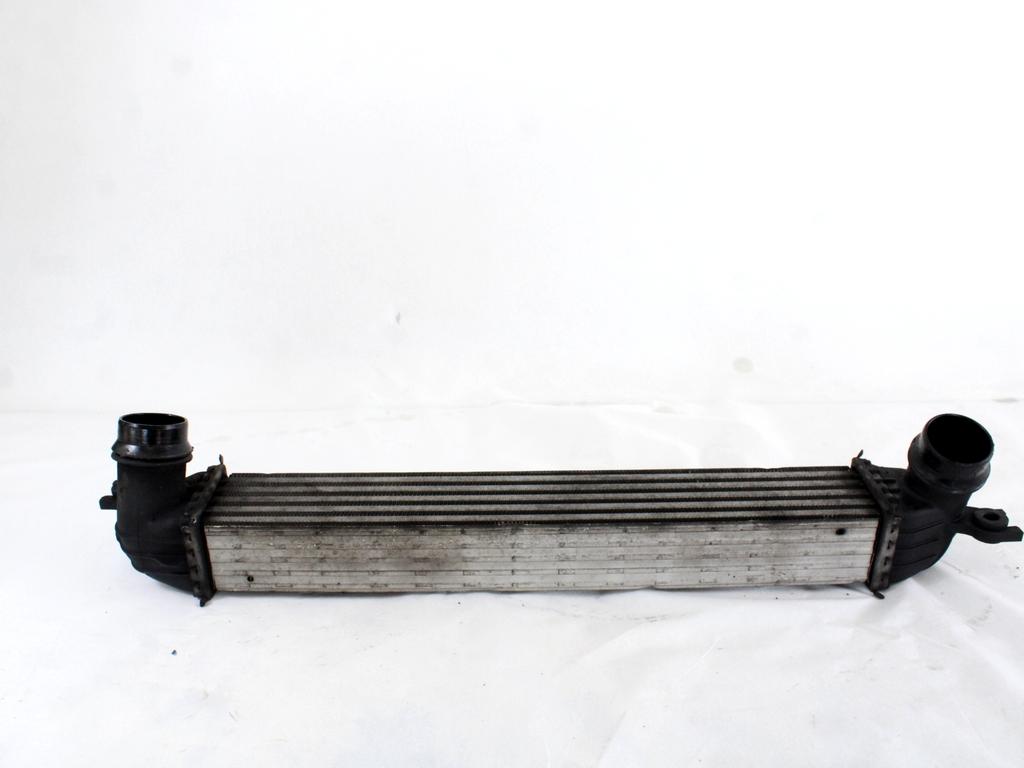 HLADILNIK INTERCOOLER OEM N. 17518506904 ORIGINAL REZERVNI DEL MINI COUNTRYMAN R60 (2010 - 2014)DIESEL LETNIK 2013