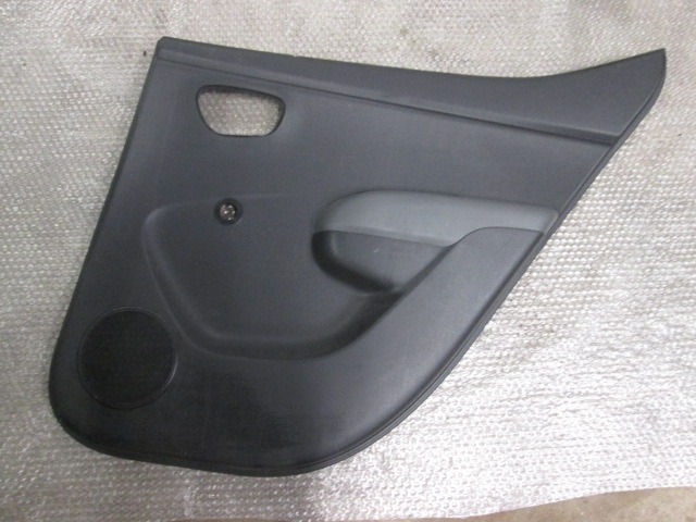 VRATNI PANEL OEM N. PNPDTHYI10PAMK1RBR5P ORIGINAL REZERVNI DEL HYUNDAI I10 PA MK1 R (2010- 2013) BENZINA LETNIK 2013