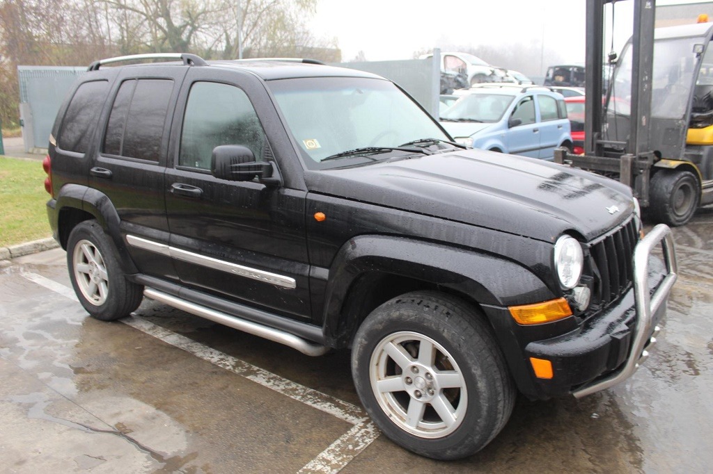 JEEP CHEROKEE 2.8 D 4X4 120KW 6M 5P (2005) RICAMBIO USATO 