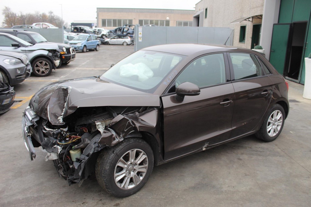 AUDI A1 1.6 D 66KW 5M 5P (2013) RICAMBIO USATO 