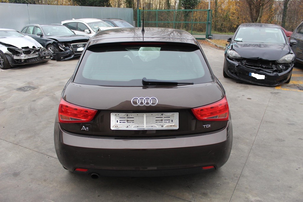AUDI A1 1.6 D 66KW 5M 5P (2013) RICAMBIO USATO 