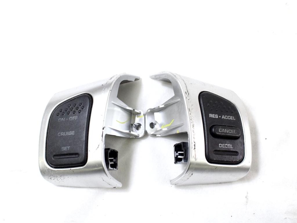 MULTIFUNKCIJSKI VOLAN OEM N. 18793 COMANDI VOLANTE MULTIFUNZIONE ORIGINAL REZERVNI DEL JEEP CHEROKEE MK3 R KJ (2005 - 2008) DIESEL LETNIK 2005
