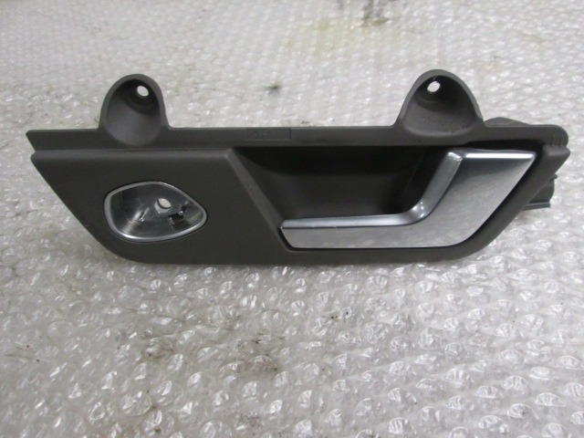 NOTRANJA KLJUKA  OEM N. 8E1837020G27X ORIGINAL REZERVNI DEL AUDI A4 B6 8E2 8E5 BER/SW (2001 - 2005) DIESEL LETNIK 2004