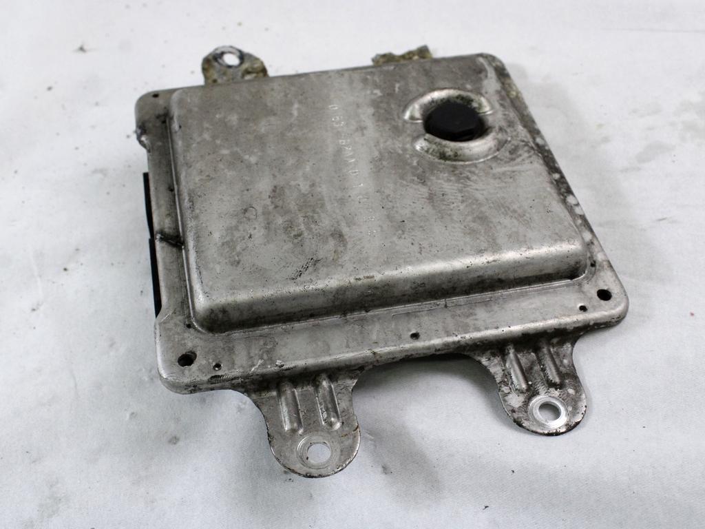 RACUNALNIK VMESNIKA (GATEWAY) OEM N. 56044599AF ORIGINAL REZERVNI DEL JEEP CHEROKEE MK3 R KJ (2005 - 2008) DIESEL LETNIK 2005