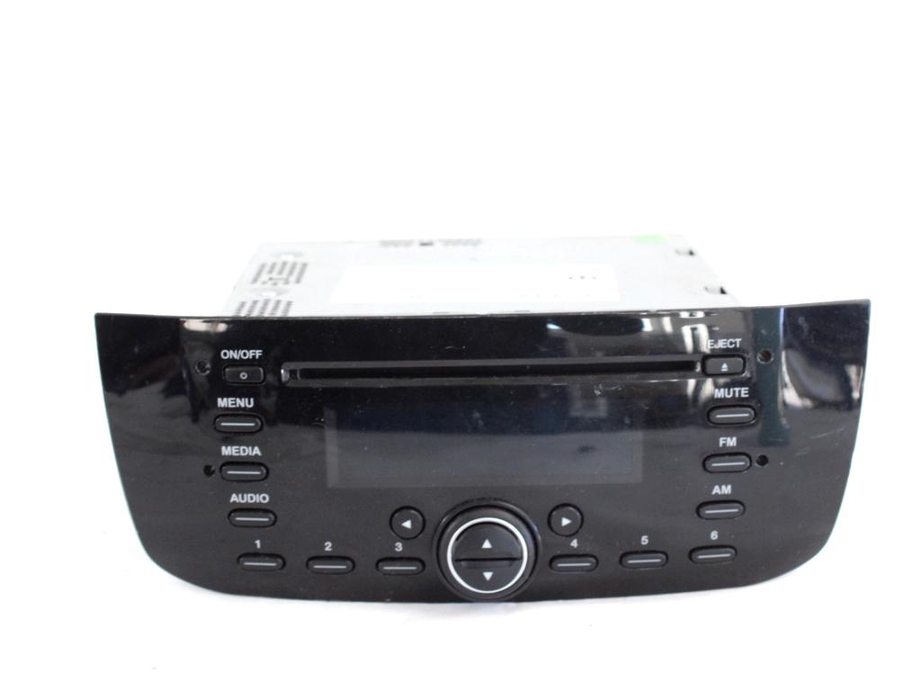 RADIO CD / OJACEVALNIK / IMETNIK HIFI OEM N. 51989186 ORIGINAL REZERVNI DEL FIAT PUNTO 199 MK3 (2011 - 2017)DIESEL LETNIK 2015