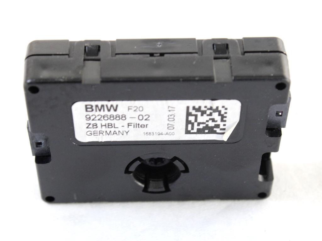 OJACEVALEC / ANTENA OEM N. 9226888 ORIGINAL REZERVNI DEL BMW SERIE 1 BERLINA F20/F21 LCI (2015 - 2019)DIESEL LETNIK 2017