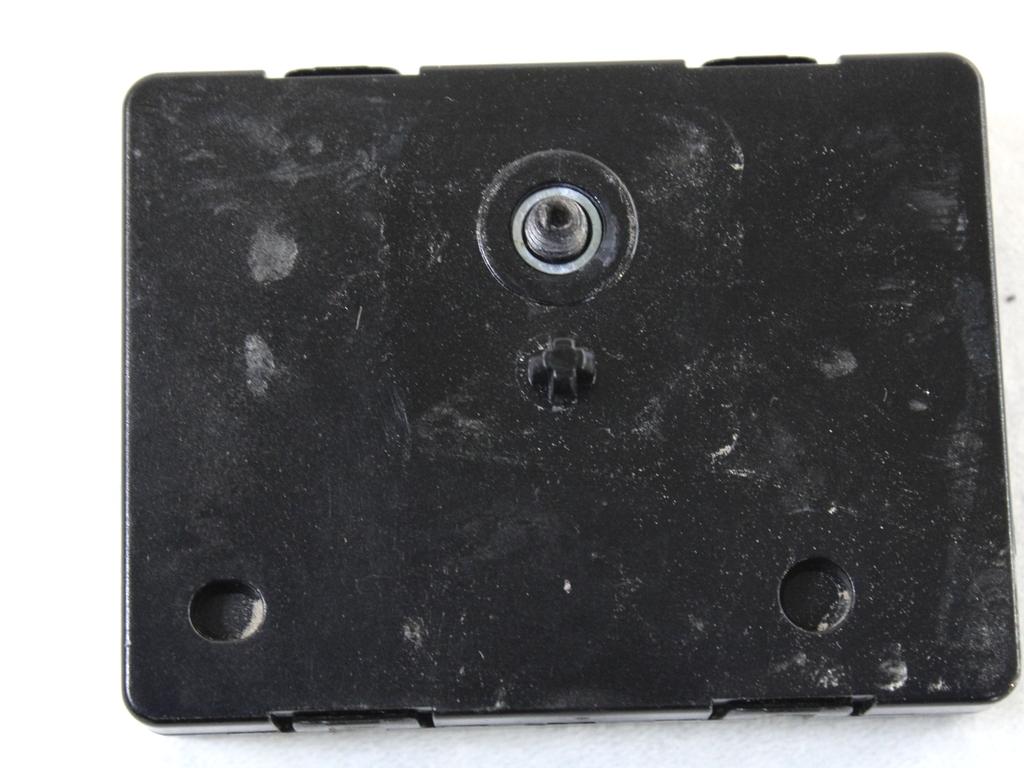 OJACEVALEC / ANTENA OEM N. 9226888 ORIGINAL REZERVNI DEL BMW SERIE 1 BERLINA F20/F21 LCI (2015 - 2019)DIESEL LETNIK 2017