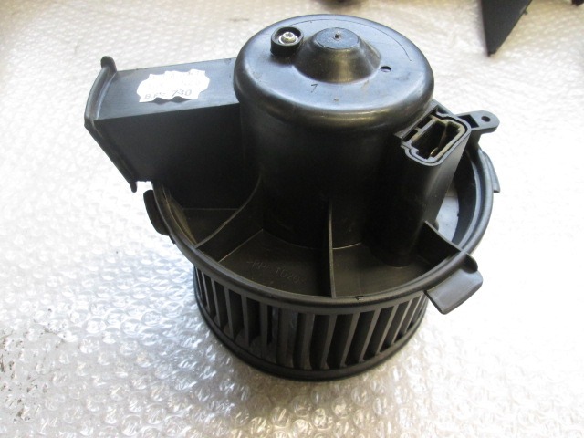 VENTILATOR  KABINE  OEM N. 1606357480 ORIGINAL REZERVNI DEL PEUGEOT 206 PLUS T3E 2EK 2AC (2009 - 2012) DIESEL LETNIK 2010