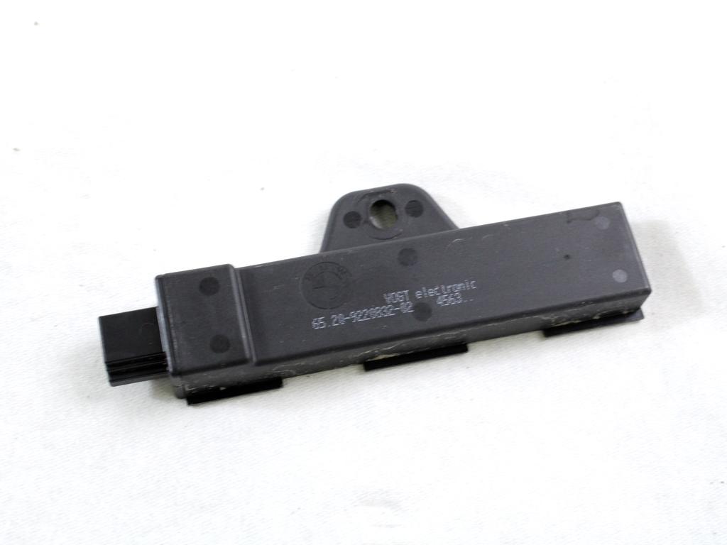 OJACEVALEC / ANTENA OEM N. 65209220832 ORIGINAL REZERVNI DEL BMW SERIE 1 BERLINA F20/F21 LCI (2015 - 2019)DIESEL LETNIK 2017