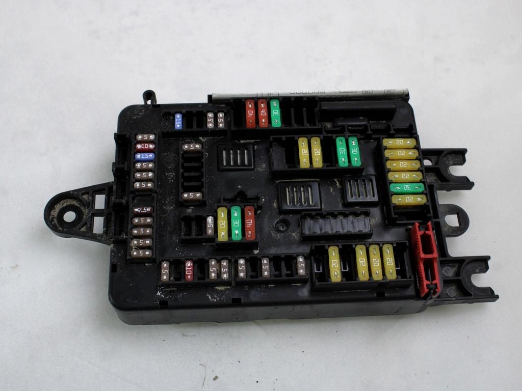 VAROVALKE/RELE' OEM N. 61149389070 ORIGINAL REZERVNI DEL BMW SERIE 1 BERLINA F20/F21 LCI (2015 - 2019)DIESEL LETNIK 2017