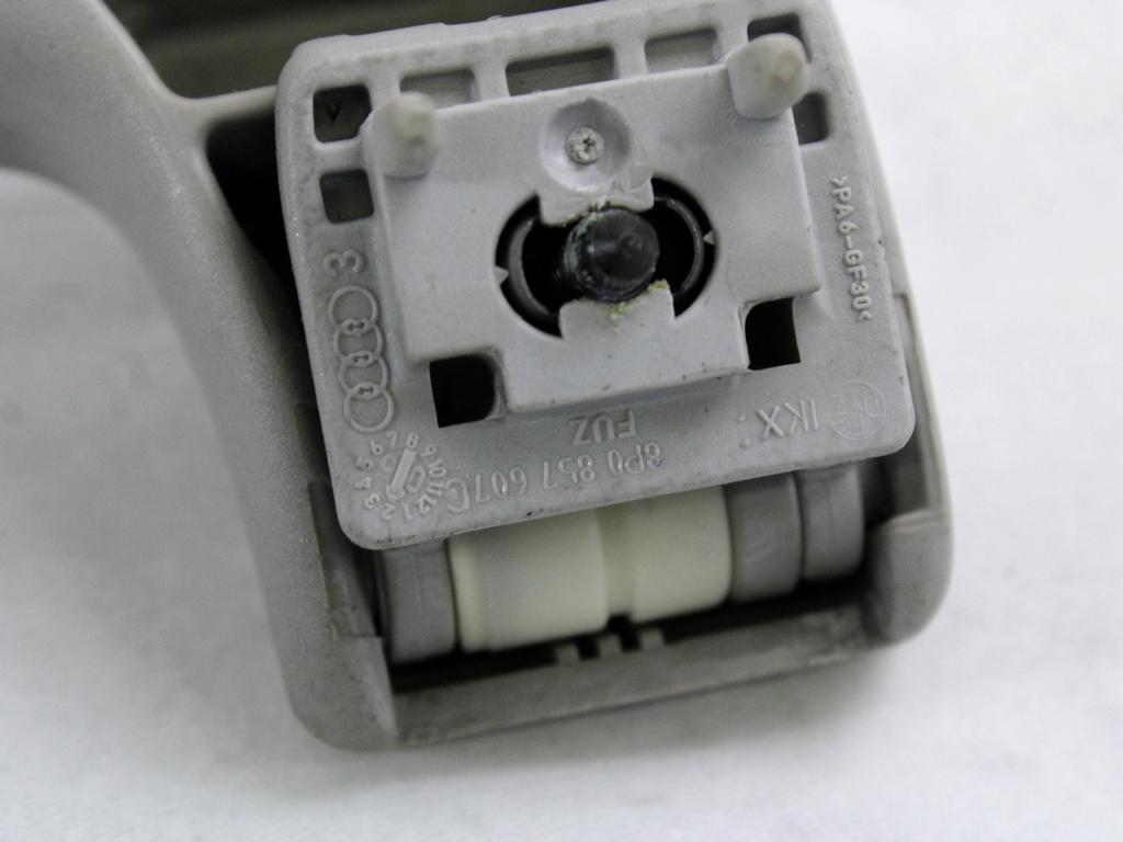 NOTRANJI ROCAJ OEM N. 8P0857607C ORIGINAL REZERVNI DEL AUDI A3 MK2 8P 8PA 8P1 (2003 - 2008)DIESEL LETNIK 2005