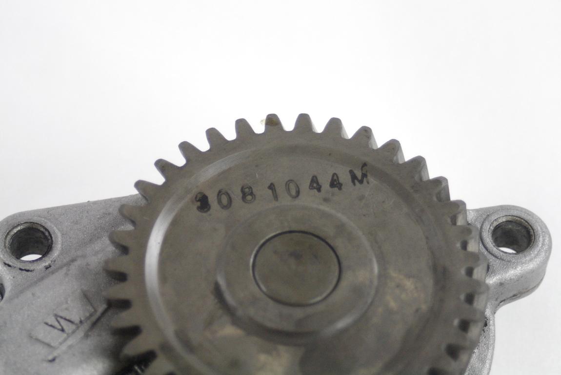 PUMPA OLJA OEM N. 5093890AA ORIGINAL REZERVNI DEL JEEP CHEROKEE MK3 R KJ (2005 - 2008) DIESEL LETNIK 2006
