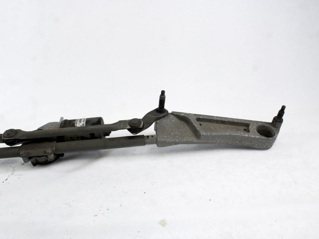 MOTORCEK PREDNJIH BRISALCEV OEM N. A1718200342 ORIGINAL REZERVNI DEL MERCEDES CLASSE SLK R171 (2004 - 2011)BENZINA LETNIK 2004