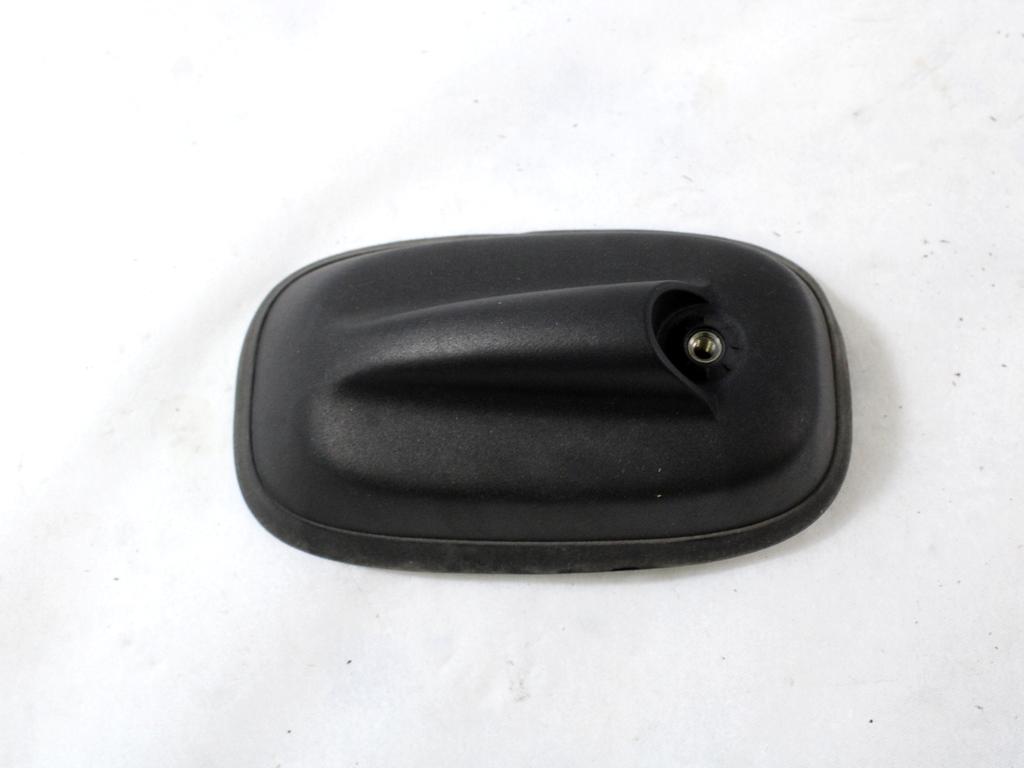 ANTENE OEM N. 65208782591 ORIGINAL REZERVNI DEL MINI ONE - COOPER F55 / F56 / F57 (DAL 2018)BENZINA LETNIK 2020