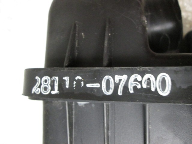 FILTAR ZRAKA OEM N. 2811007600 ORIGINAL REZERVNI DEL KIA PICANTO SA BA MK1 R (2008 - 2011) BENZINA LETNIK 2009