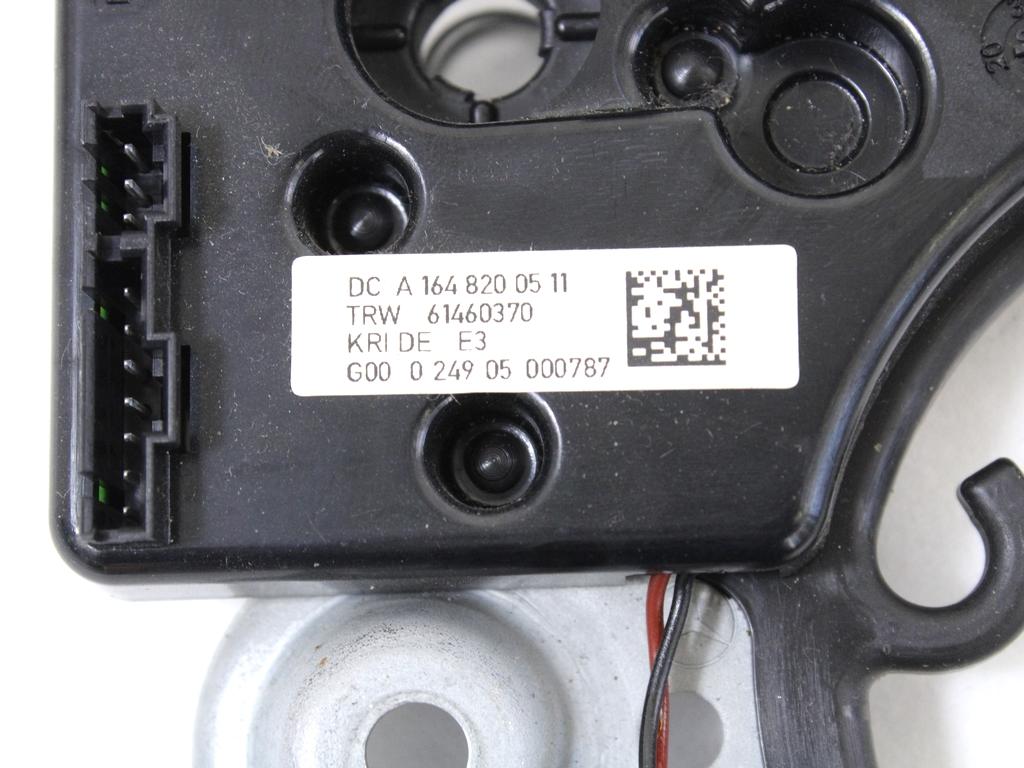 MULTIFUNKCIJSKI VOLAN OEM N. A1648200511 ORIGINAL REZERVNI DEL MERCEDES CLASSE ML W164 (2005-2008)DIESEL LETNIK 2006