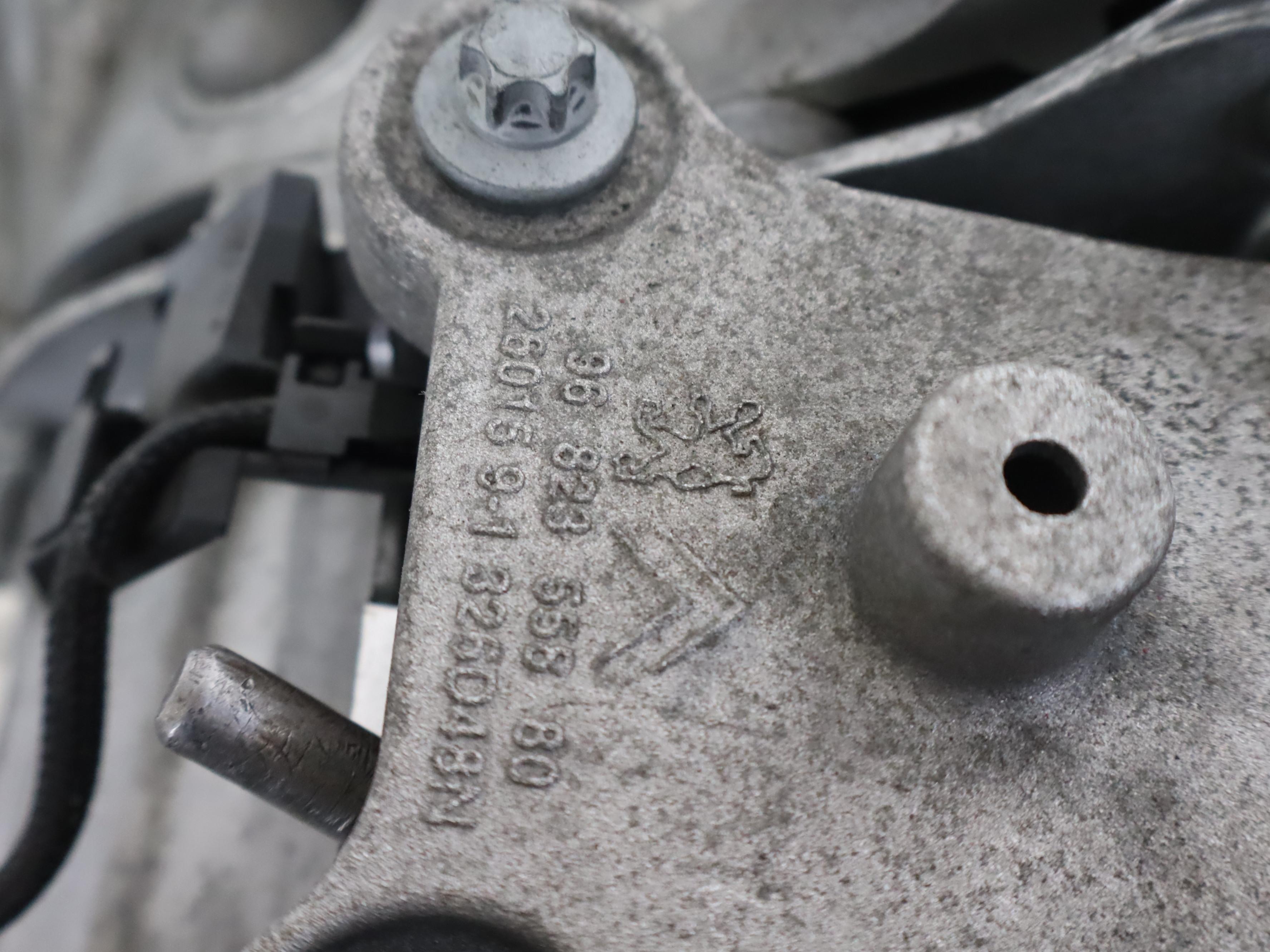 ROCNI MENJALNIK OEM N. 1628957680 ORIGINAL REZERVNI DEL CITROEN C3 SX SY MK3 (DAL 2016) DIESEL LETNIK 2022
