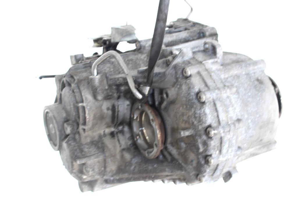 ROCNI MENJALNIK OEM N. 02Q300042SX ORIGINAL REZERVNI DEL VOLKSWAGEN PASSAT B6 3C2 3C5 BER/SW (2005 - 09/2010)  DIESEL LETNIK 2009