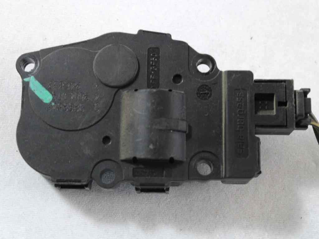 MOTORCEK OGREVANJA OEM N. 929888G ORIGINAL REZERVNI DEL MERCEDES CLASSE ML W164 (2005-2008)DIESEL LETNIK 2006